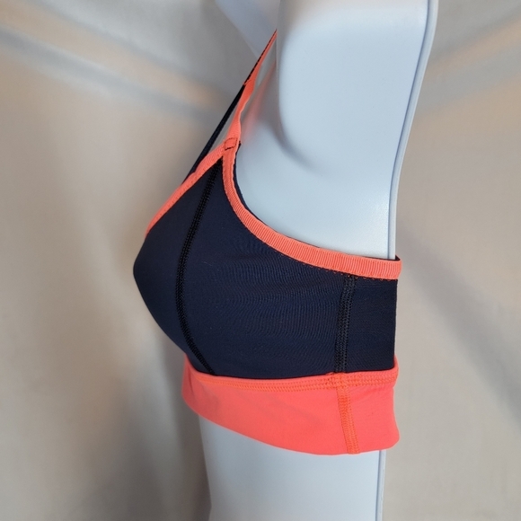 Lululemon Flip Your Dog Bra - Picture 8 of 12